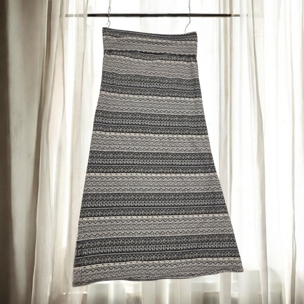 Lily Rose A Line Long Maxi Skirt Black/White Striped Stretch Foldover Waist